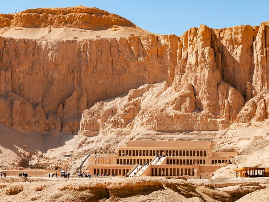 From Cairo: Private All-Inclusive Tour of Luxor by Plane