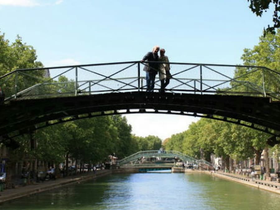 Seine River: Canal Saint-Martin Cruise from Parc de la Villette to Musée d'Orsay