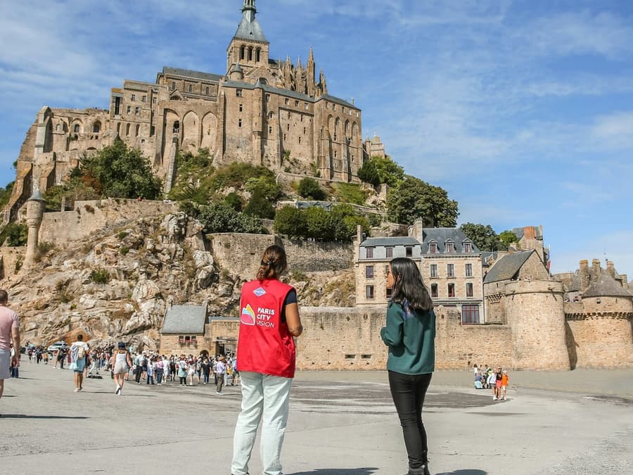 Mont Saint-Michel: Admission + Transport from Paris