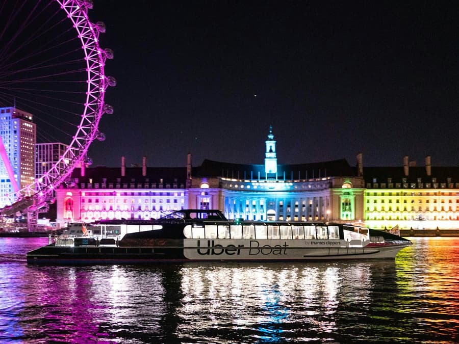 Uber Boat by Thames Clippers: Roundtrip Ticket