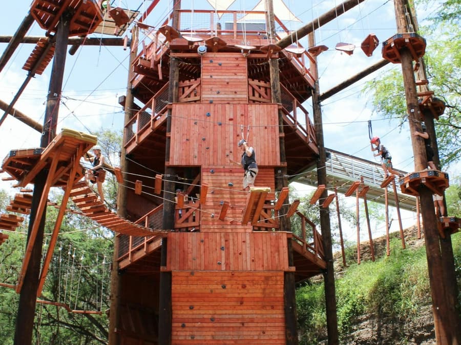 Coral Crater Adventure Park: Adventure Course