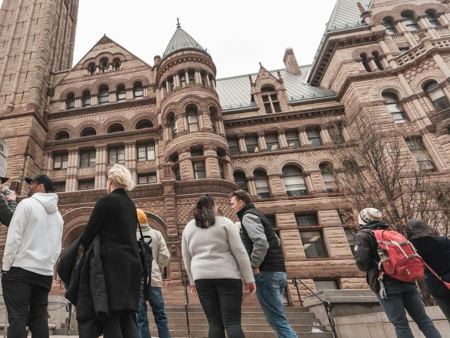 Toronto: Guided Film & TV Sites Tour