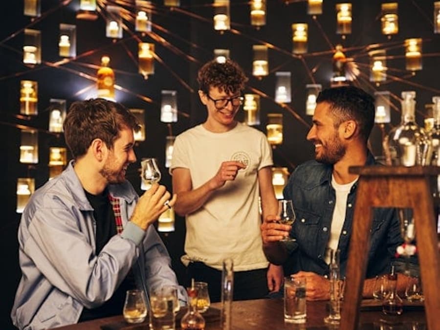 Roe & Co Distillery: Flavours Experience + Drink