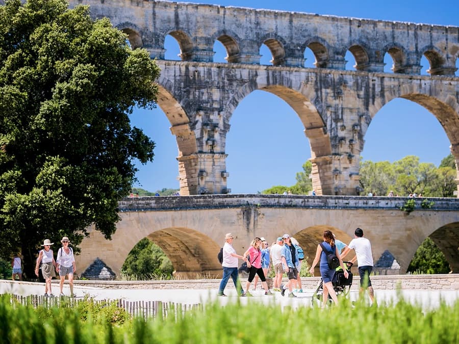 From Avignon: Full-Day Guided Tour of Provence