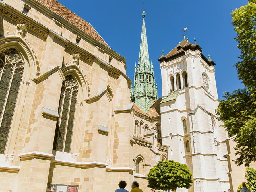 2-Hour 15 Mins Geneva Guided Tour