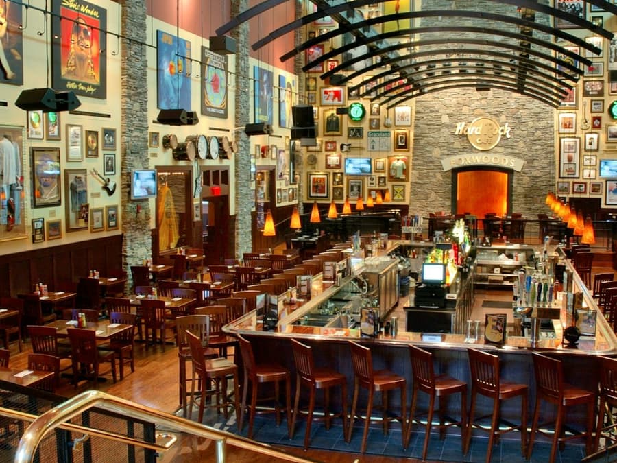 Hard Rock Cafe Foxwoods Dining Experience