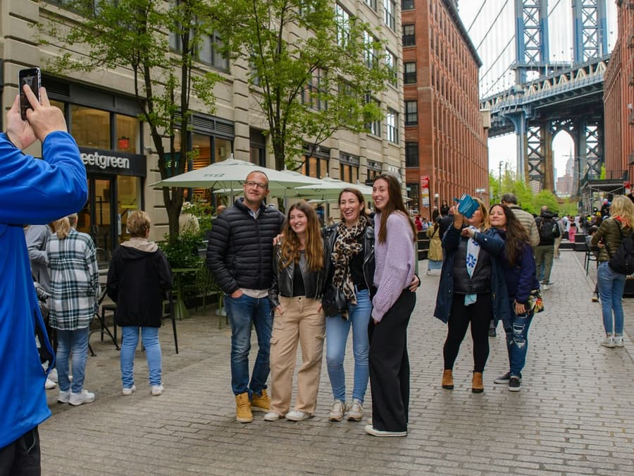 New York: Four Boroughs Guided Bus Tour