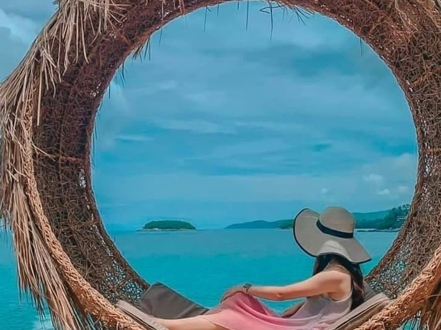 Phuket Rock Beach Swing