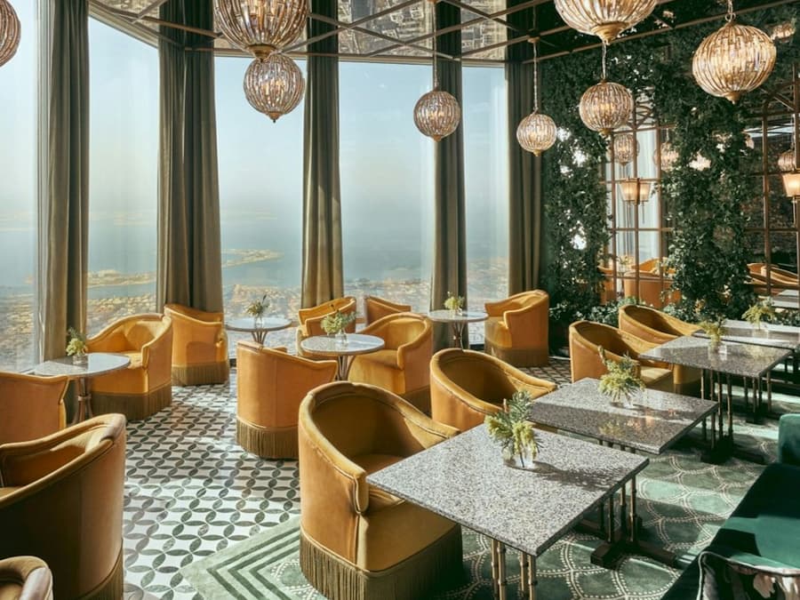 At.mosphere Burj Khalifa: Premium 3-Course Lunch