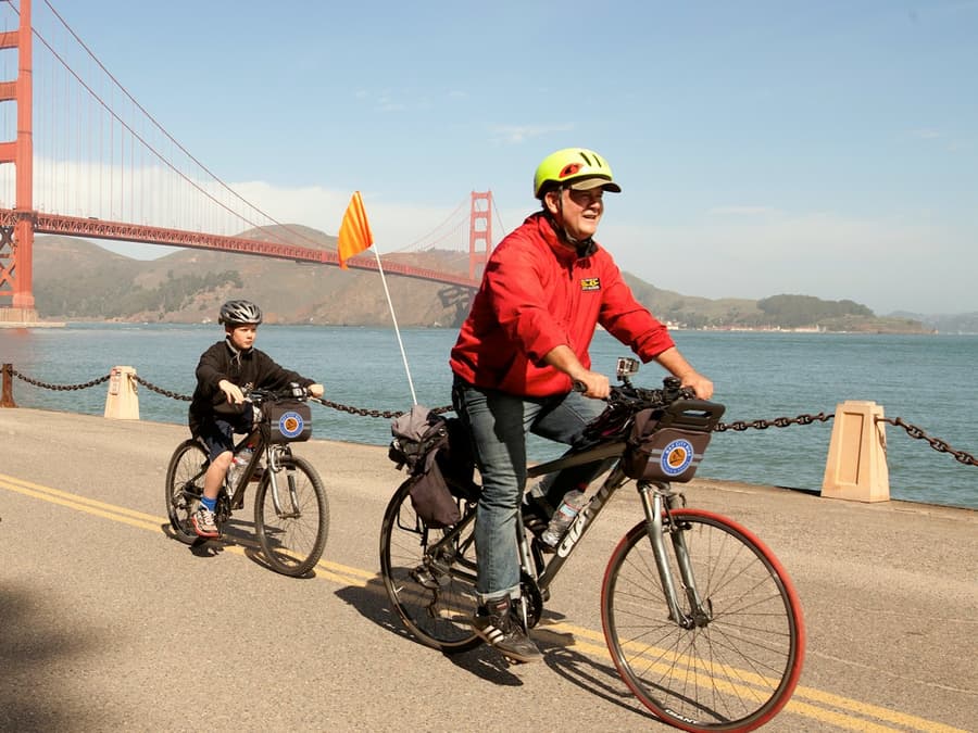 San Francisco: Alcatraz Island Entry + Guided Bike Tour