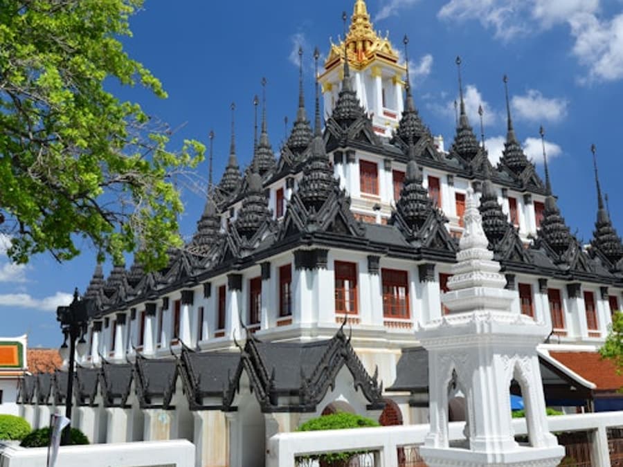 Golden Mount, Metal Castle & Giant Swing: Private Tour + Lunch + Transfers