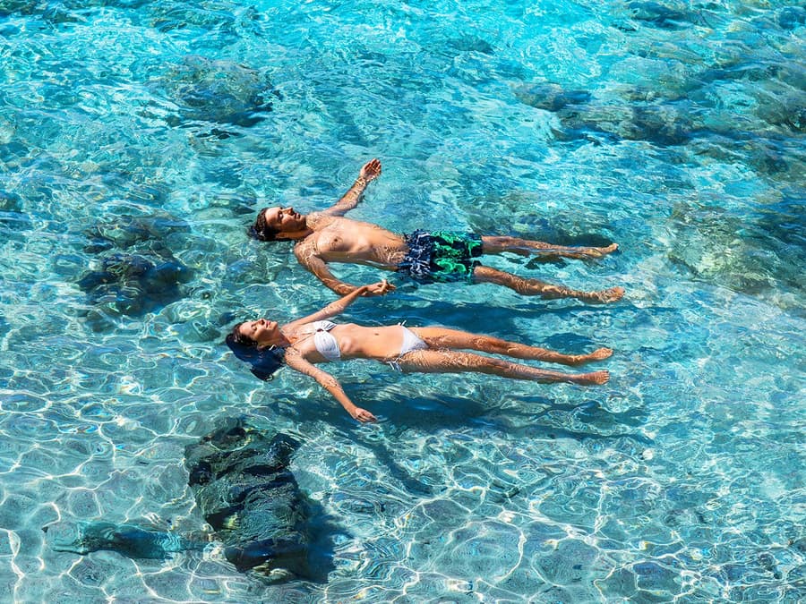 Athens: Full-Day Island Hopping Cruise Tickets with Lunch & Swimming
