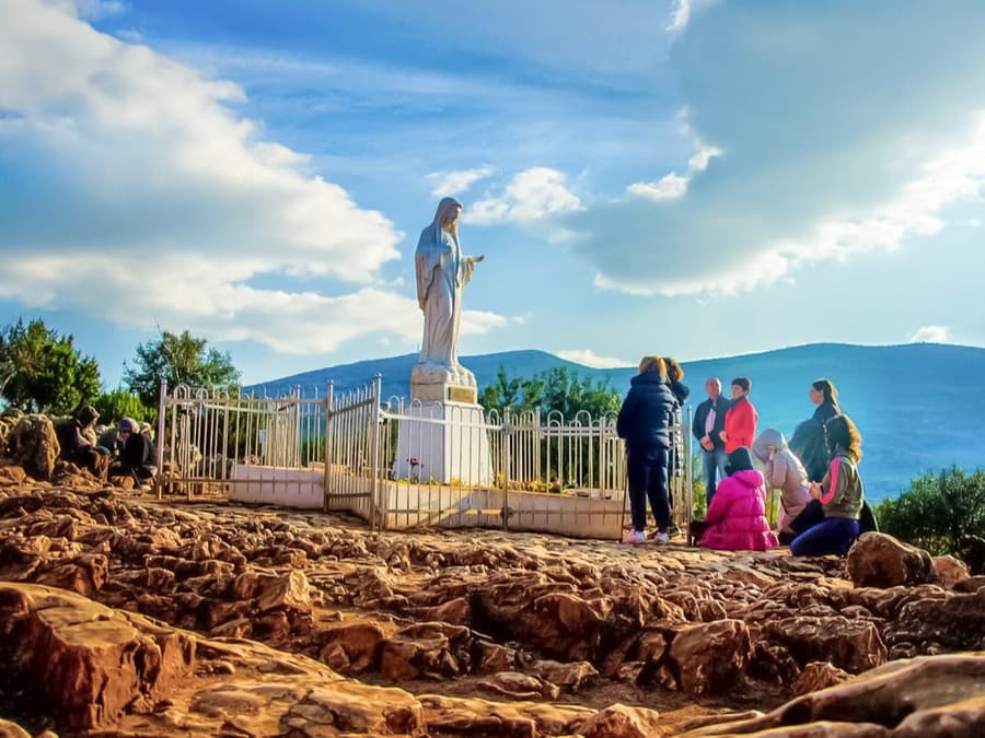 From Dubrovnik: Medugorje Pilgrimage Small Group Tour