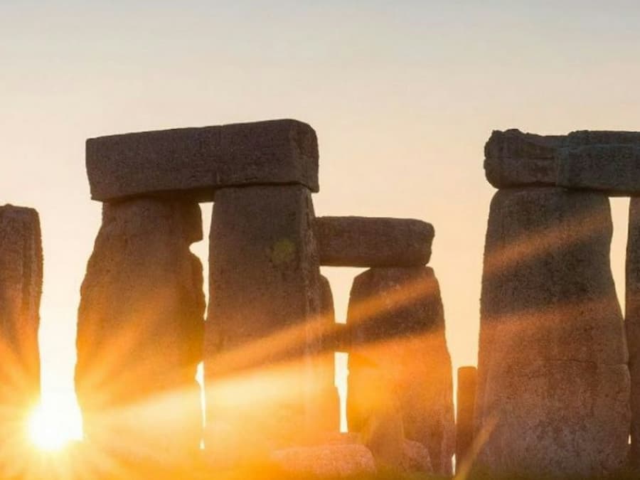 From London: Choice of Stonehenge, Windsor Castle & Roman Baths