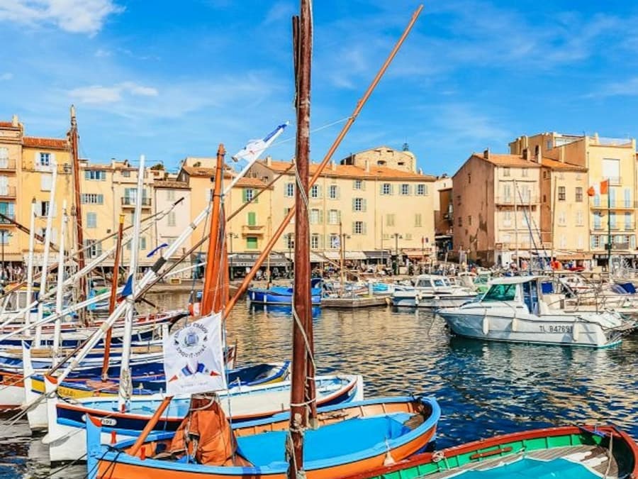 French Riviera: Saint-Tropez and Port Grimaud with Boat Trip Day Tour