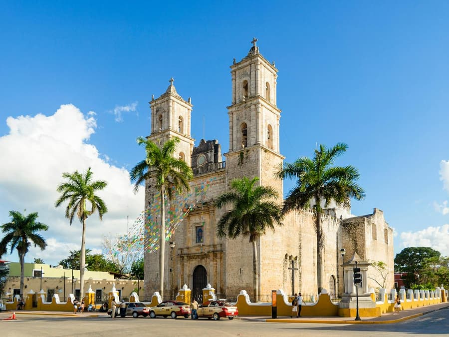From Playa del Carmen: Chichén Itzá, Cenote & Valladolid Tour with Lunch (No Taxes)