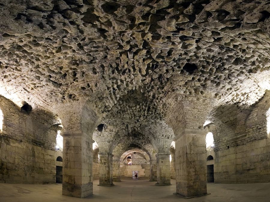 Split: Game of Thrones-tour med Diocletians källare