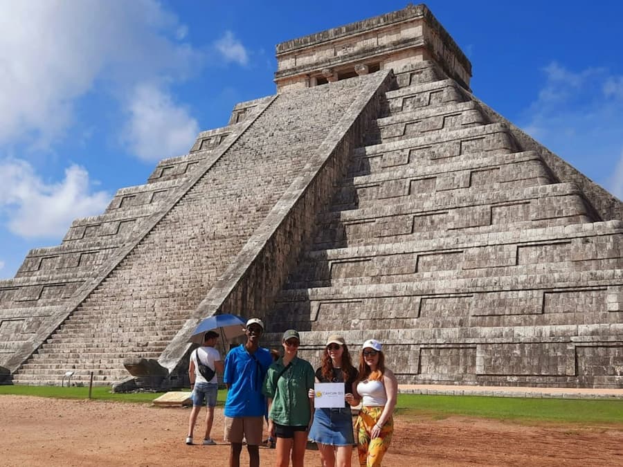 Chichén Itzá: Private Guided Walking Tour