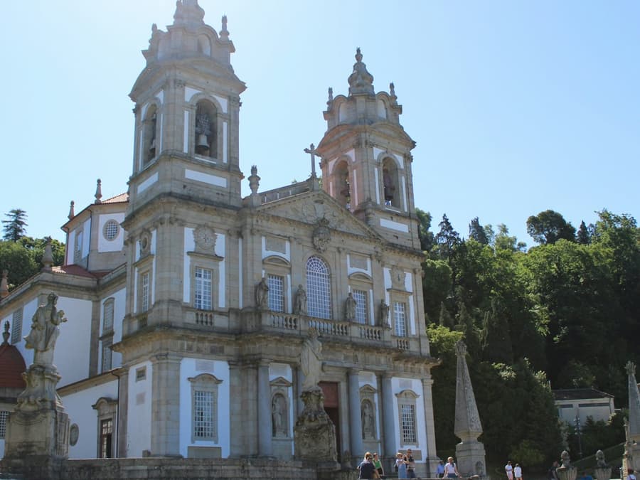 Braga and Guimarães: Day Tour from Porto