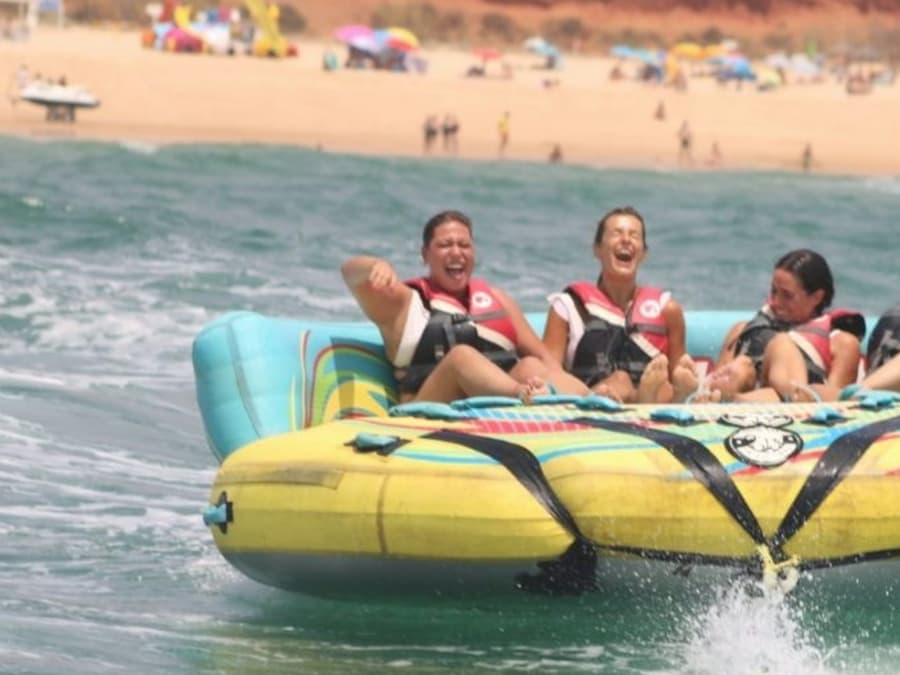 Albufeira: 10-Min Crazy Couch Ride