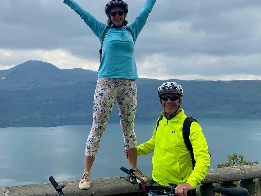 Appia Antica & Castel Gandolfo: Guided E-bike Tour