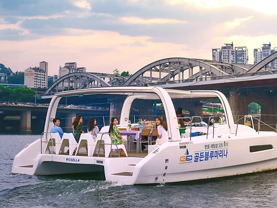 Han River Marina Yacht Experience