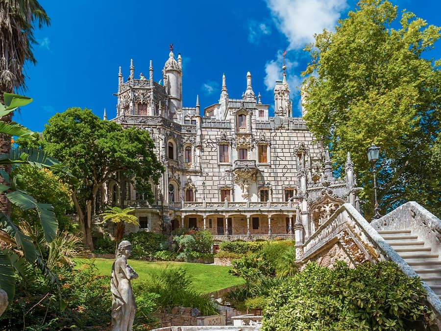 Sintra & Quinta da Regaleira Small Group Tour