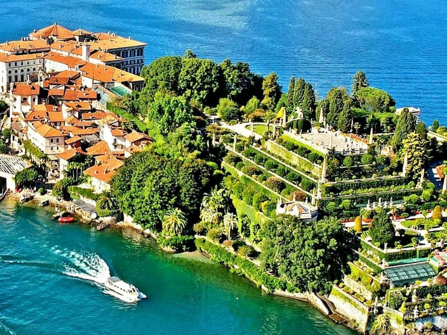 Isola dei Pescatori and Isola Bella: Hop-on Hop-off Boat Tour