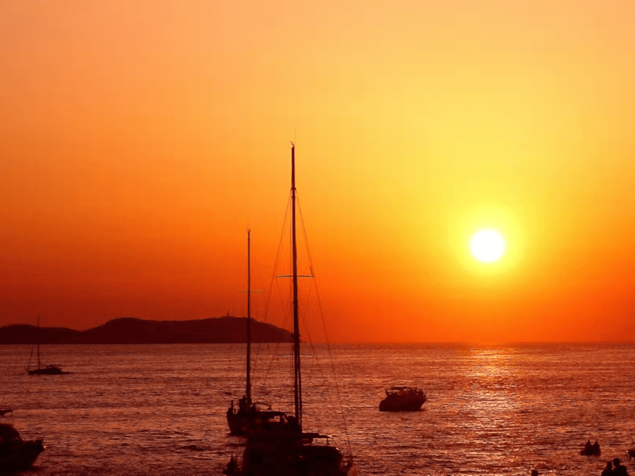 Ibiza: Sunset Boat Tour with Music, Tapas & Premium Open Bar