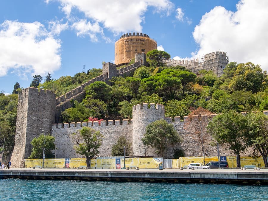 Bosphorus Sightseeing Cruise with Optional Audio Guide