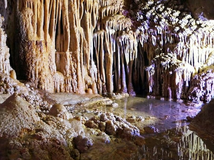 Genova Caves: Skip The Line Ticket