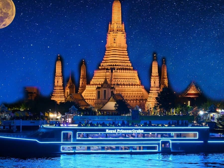 Bangkok: Royal Princess Cruise at Asiatique The Riverfront Pier