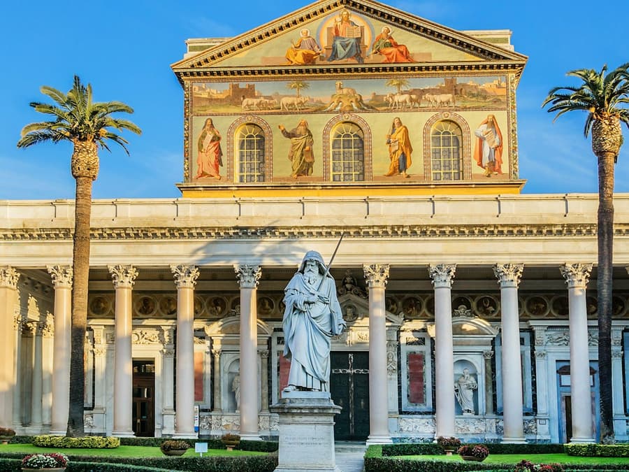 Rome: The Three Papal Basilicas & Holy Stairs Guided Tour