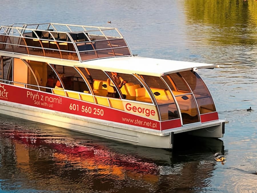 Krakow: Vistula River Cruise with Audio Guide & Panoramic Deck