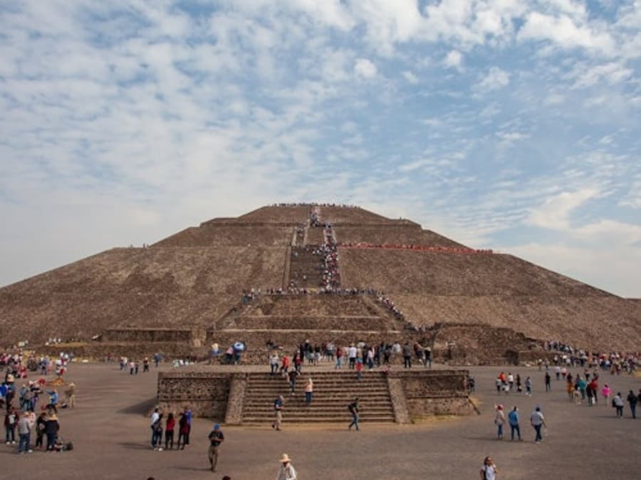Teotihuacán Pyramids: Skip The Line Ticket + Guided Walking Tour