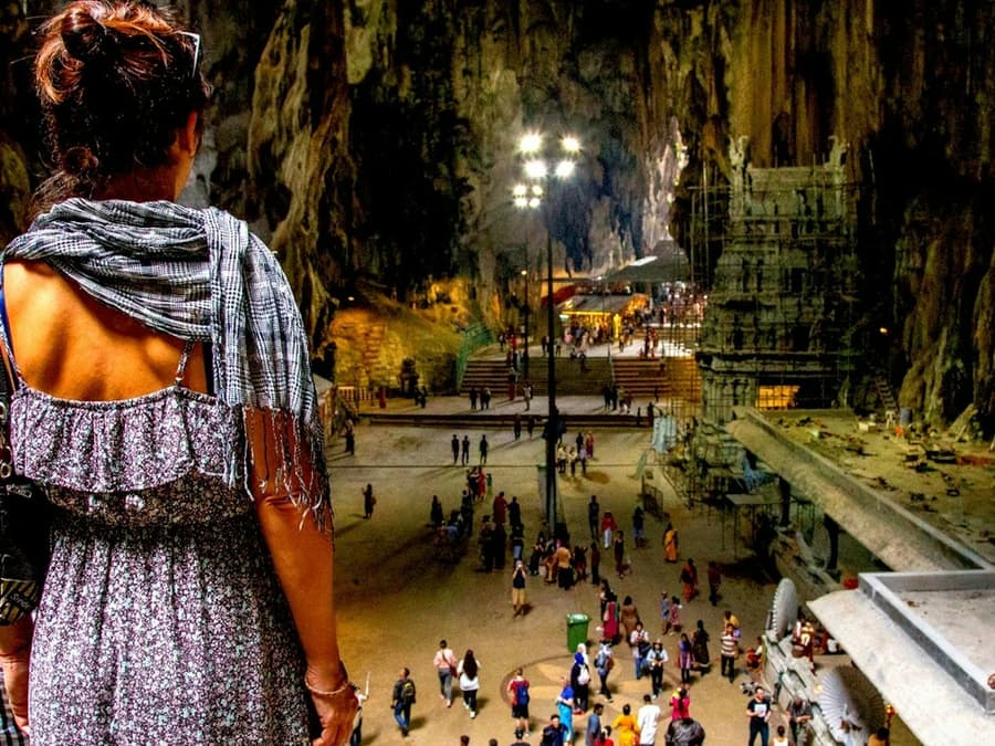 Kuala Lumpur Private Day Tour with Petronas Twin Towers & Batu Caves