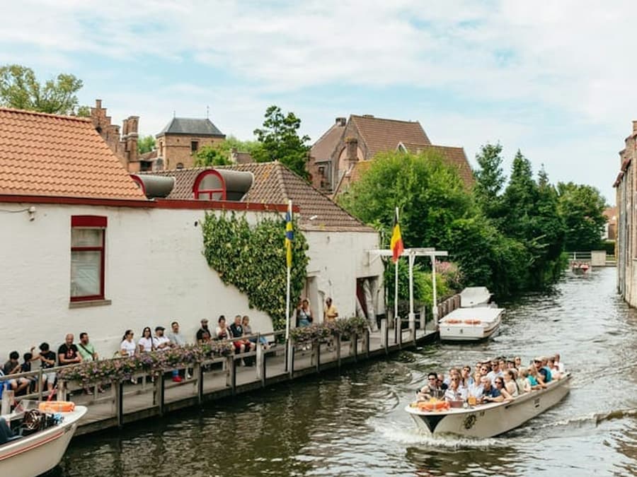 Bruges: Guided Day Trip from Brussels