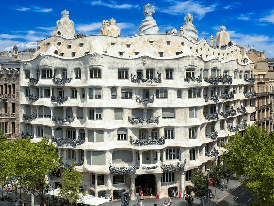 La Pedrera-Casa Milà Skip-the-Line Tickets with Audio Guide