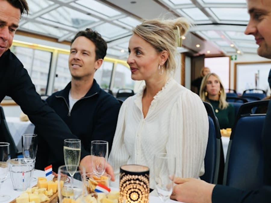 Haarlem: Sailing Cheese & Wine Tasting – Evening Cruise