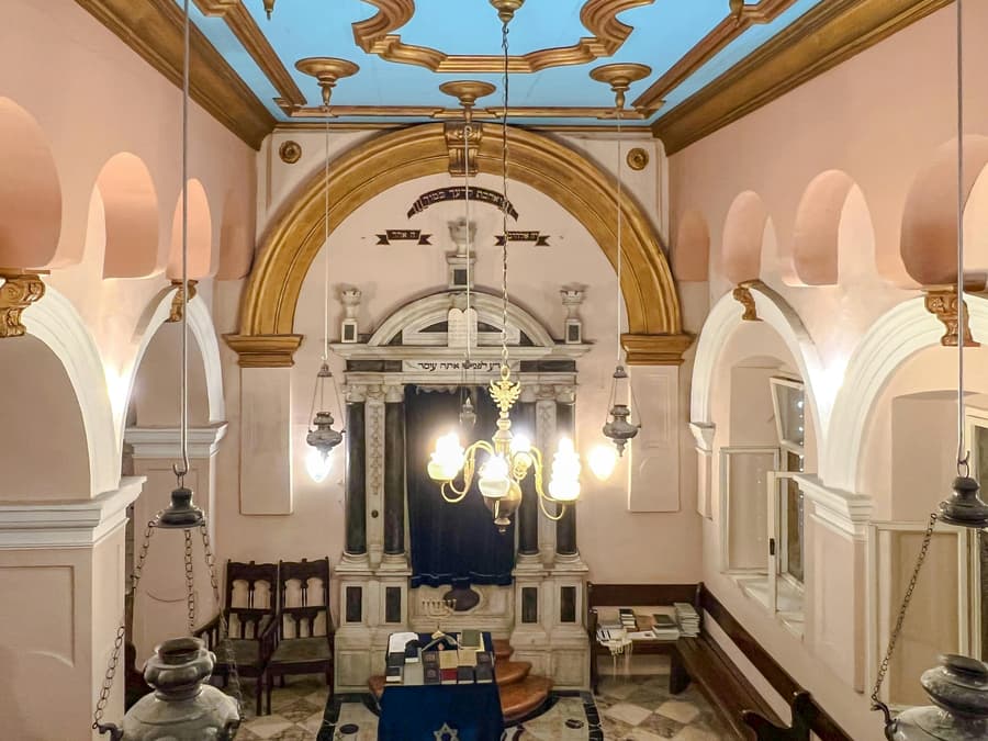 Split: Diocletian's Palace & Jewish Heritage Walking Tour