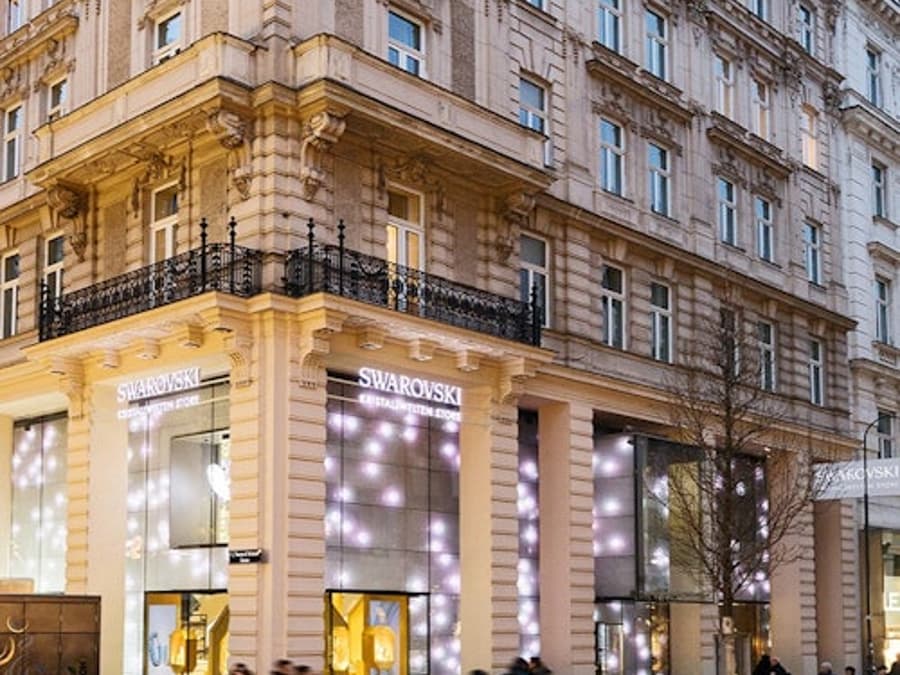 Swarovski Crystal Worlds Store Vienna: Entry + Introduction + Gift