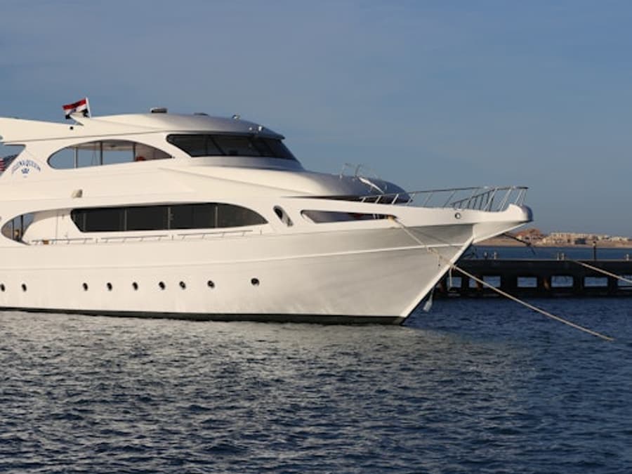 Hurghada: Scuba Diving Adventure + Transfers + Lunch