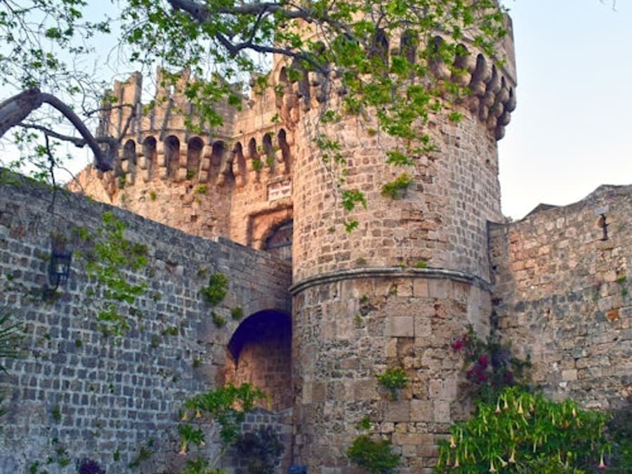 Palace of the Knights of Rhodes: Entry Ticket + Digital Guide