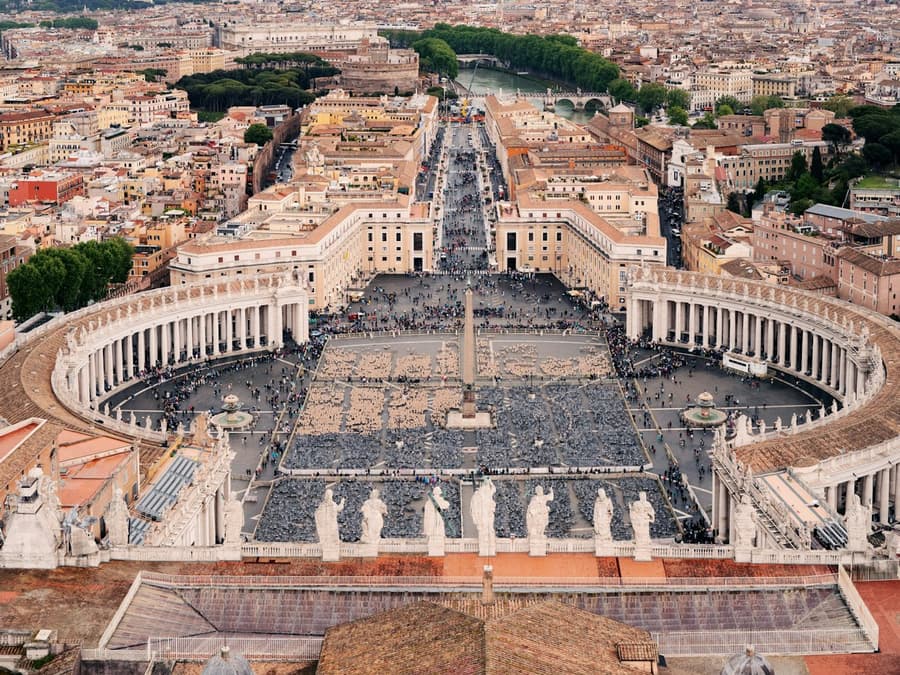 Omnia Card: Vatican Museums + 24-Hr Bus Tour