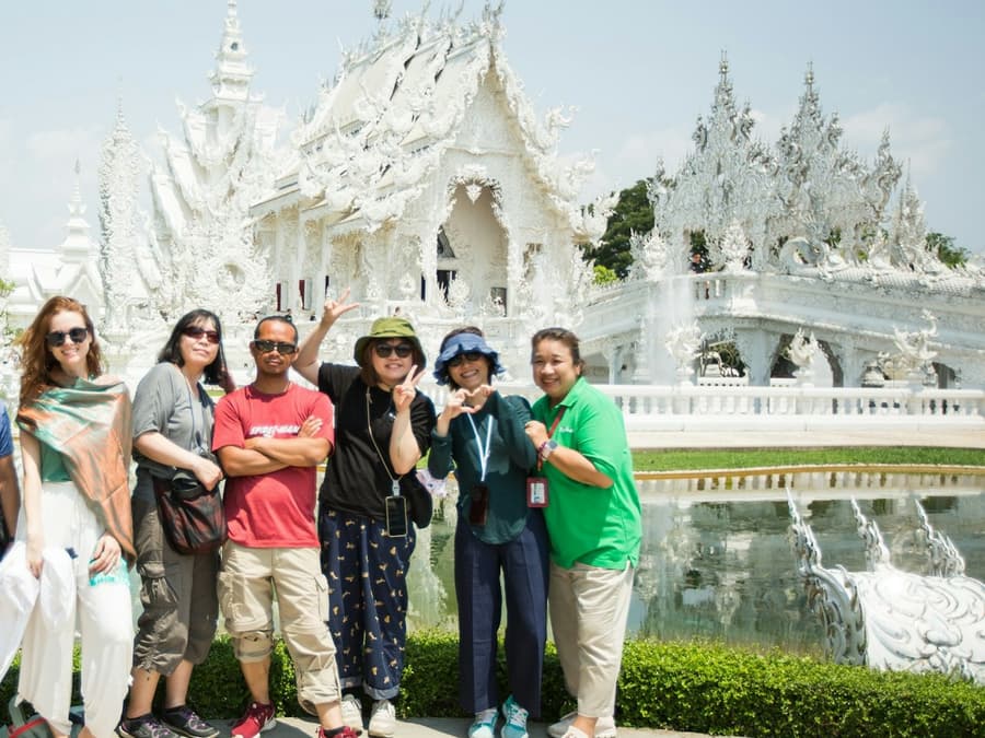 Chiang Rai Temples Tour: White Temple, Blue Temple & Temple of Lights