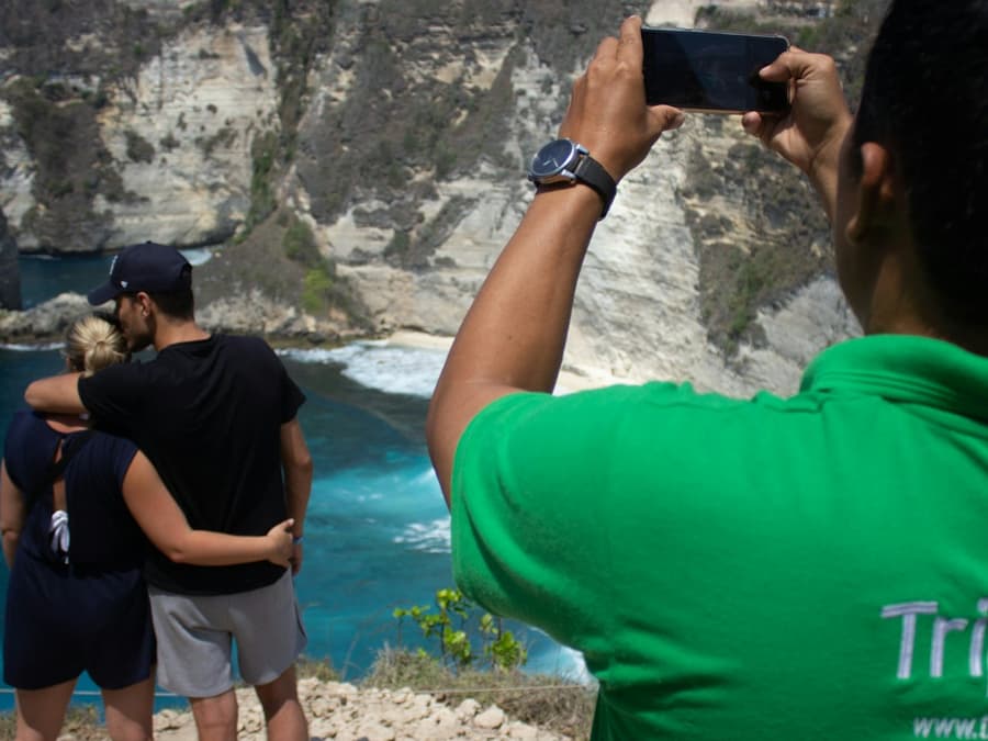 Nusa Penida: Atuh Beach & Diamond Beach Tour