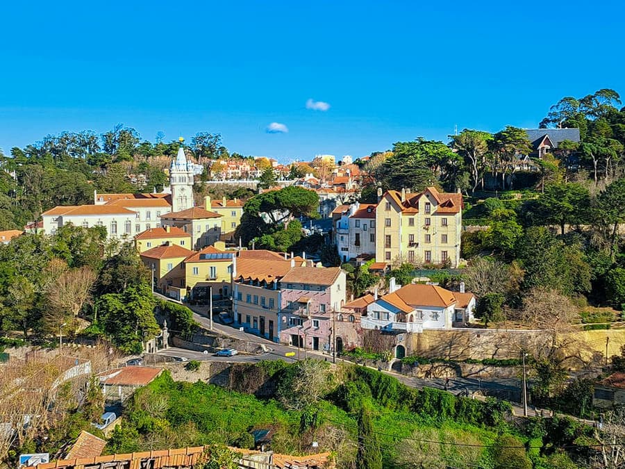 Da Lisbona: Sintra, Belém, Palazzo Pena e Cascais Tour di Gruppo in Giornata Intera
