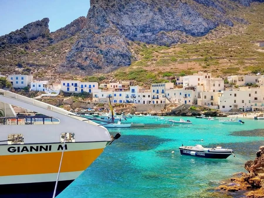 Sicily Islands: One-Way Ferry Transfer from Trapani to Pantelleria