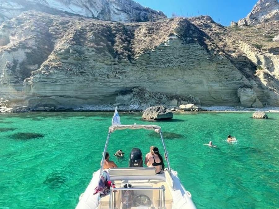 Cagliari: Guided Boat Tour + Swim Stops + Snorkeling + Glass of Prosecco