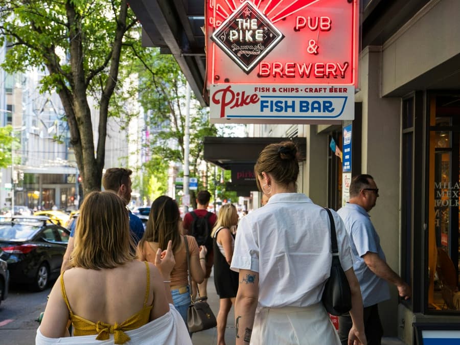 Craft Cocktail Gourmet Food Tour